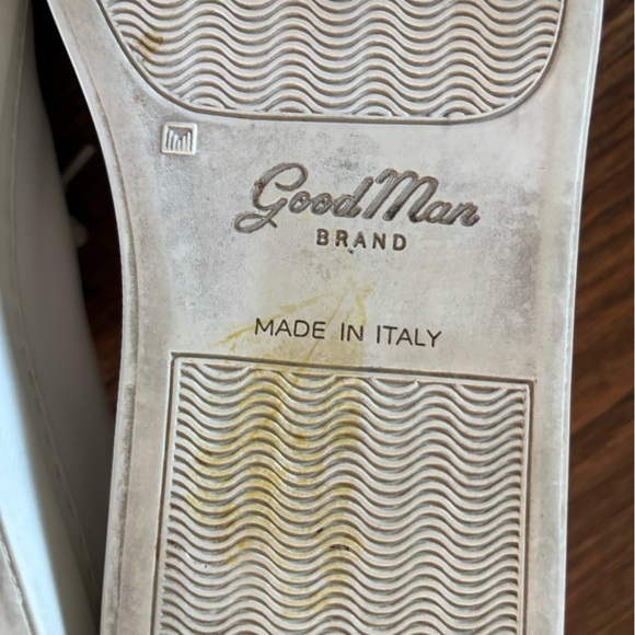 GOOD MAN BRAND
EDGE LO-TOP SNEAKER: MONO
Responsible Nappa Leather - Picture 9 of 13